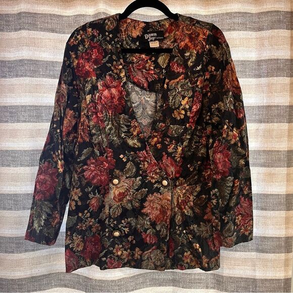 Dawn Joy Black Floral‎ Jacket - Picture 1 of 8